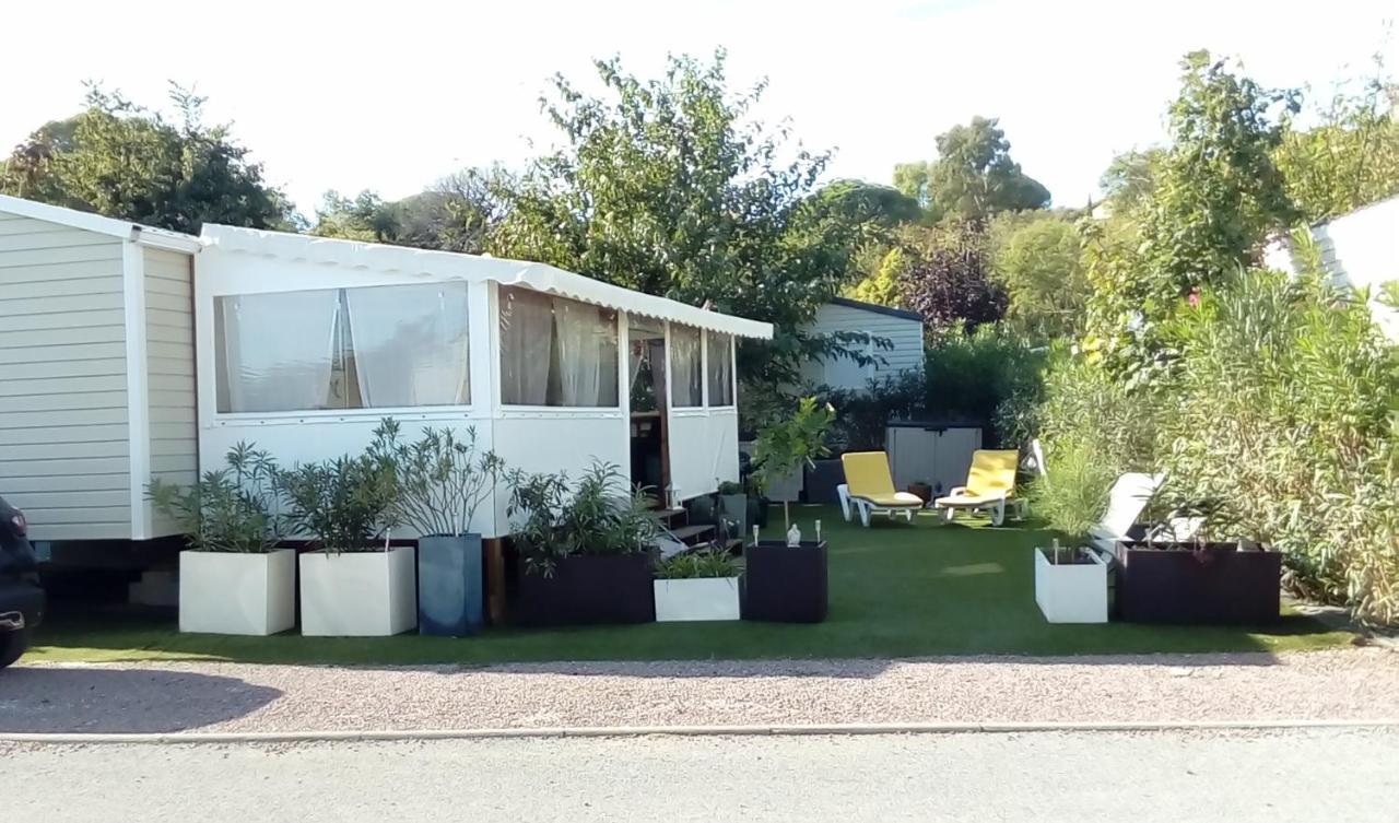 Camping Le Montourey Azur 78 Hotel Frejus Luaran gambar